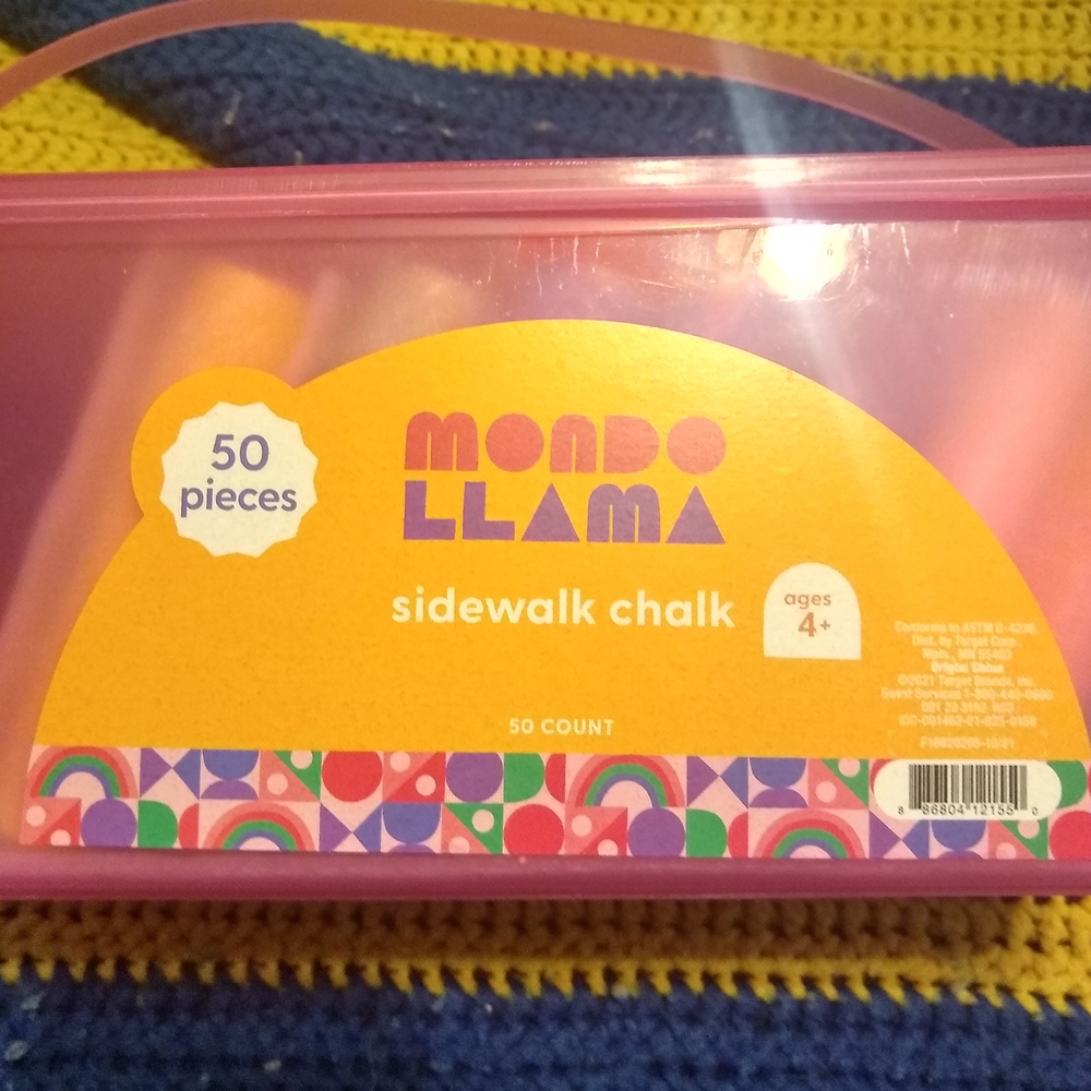 Mondo Llama Sidewalk Chalk Set